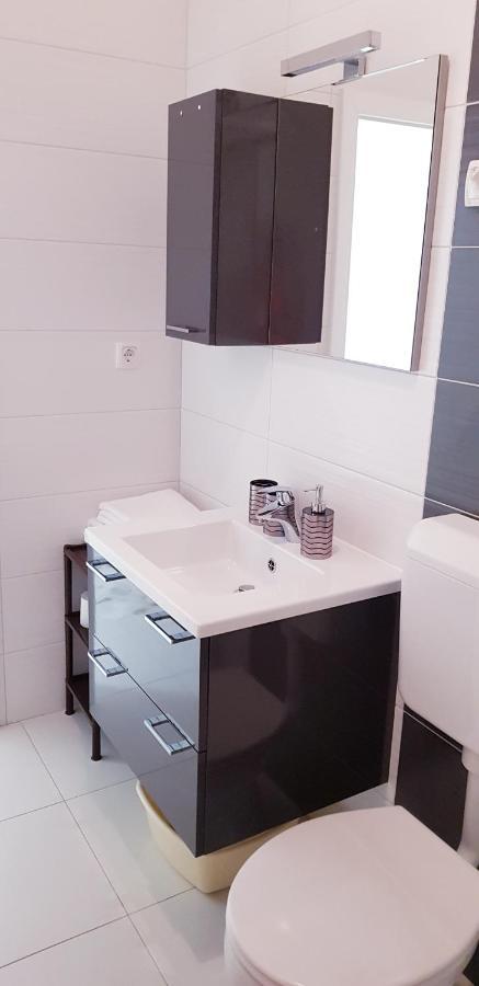 Apartmani Assa Krk คิร์ก ภายนอก รูปภาพ